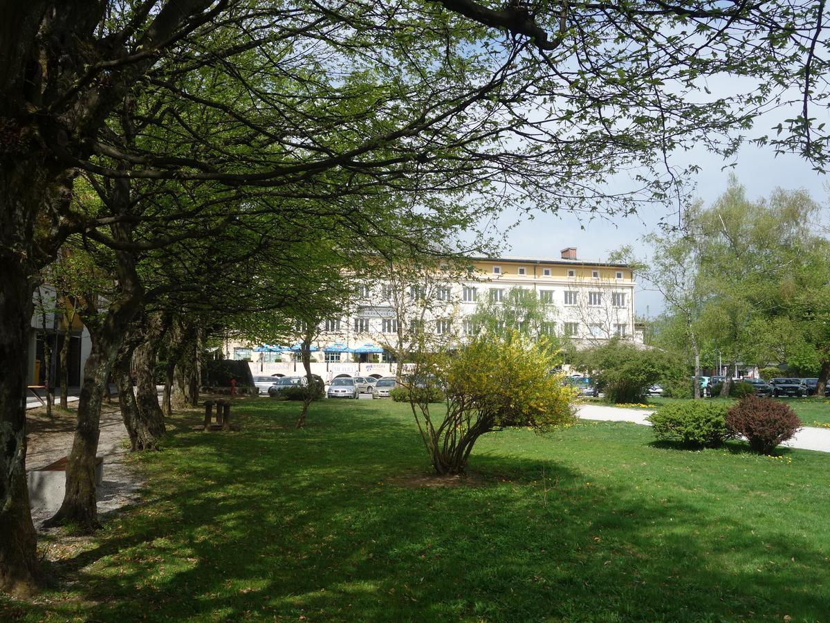 Hostel Life Slovenia *